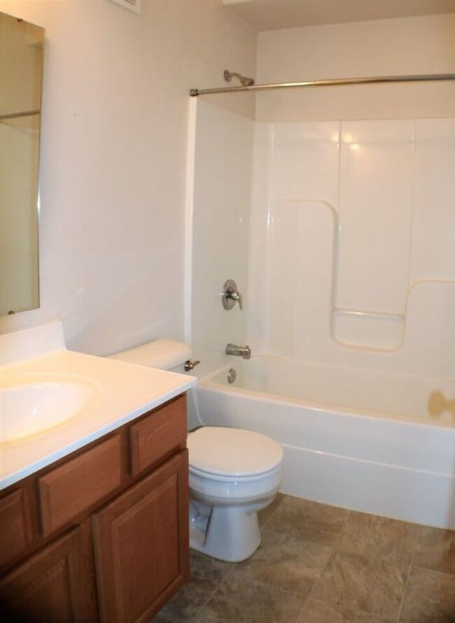 Building Photo - $1,325 | 2 Bedroom, 2 Bathroom Condo | Pet Friendly* | Sublease* | Available for July 1st, 2026 M...