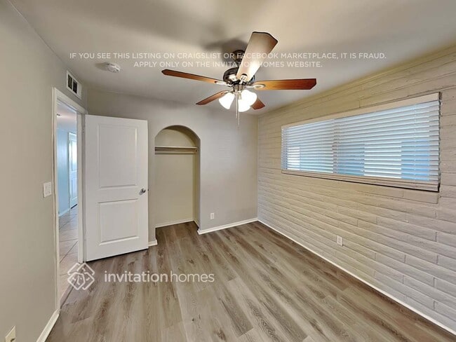 Building Photo - 14820 N 32nd Dr