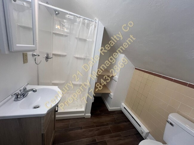 Building Photo - Clean Efficiency with ALL UTILITIES INCLUDED