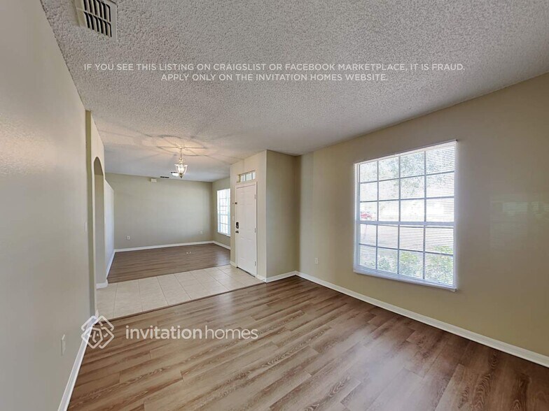 Building Photo - 1468 Kodak Dr