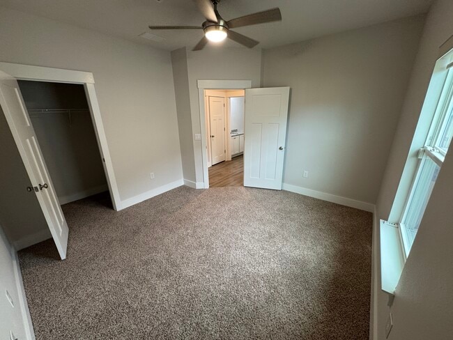 Building Photo - 3533 Sailfish Dr