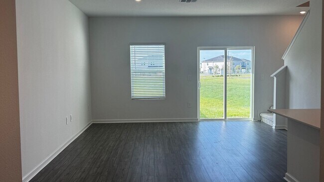 Building Photo - Brand New Modern Townhome in Marion Ranch – Move-in Ready! Internet, Trash & Lawn Care Included!