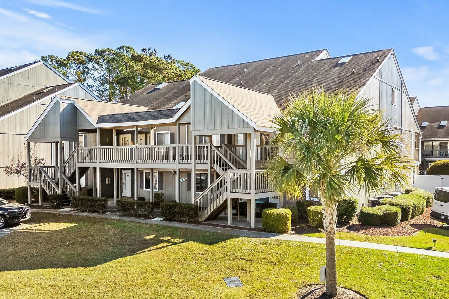 Building Photo - 1890E Auburn Ln