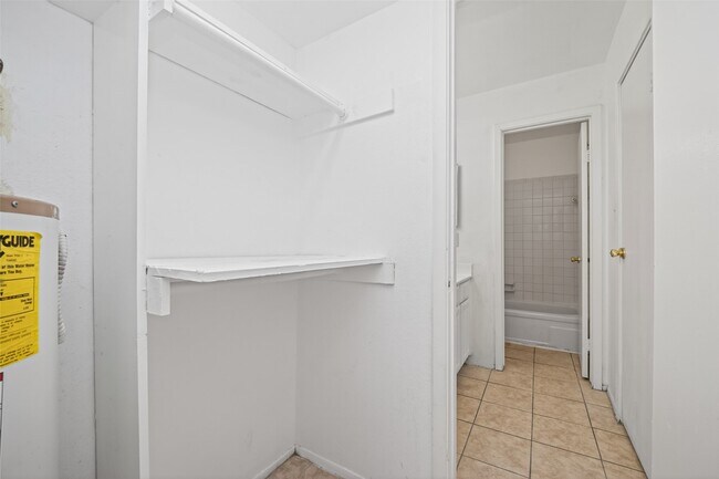 Building Photo - 6001 Reims Rd