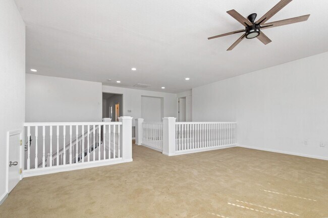 Building Photo - 991 Zephyr Ct