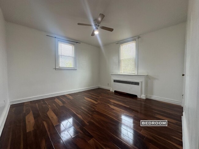 Building Photo - 4401 Oakmont St