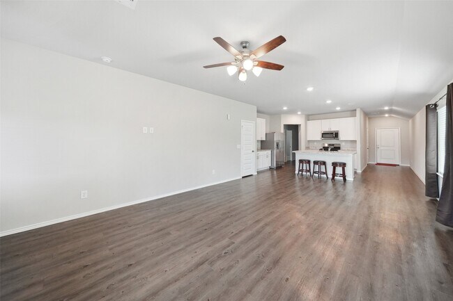 Building Photo - 21823 Willow River Canyon Ln