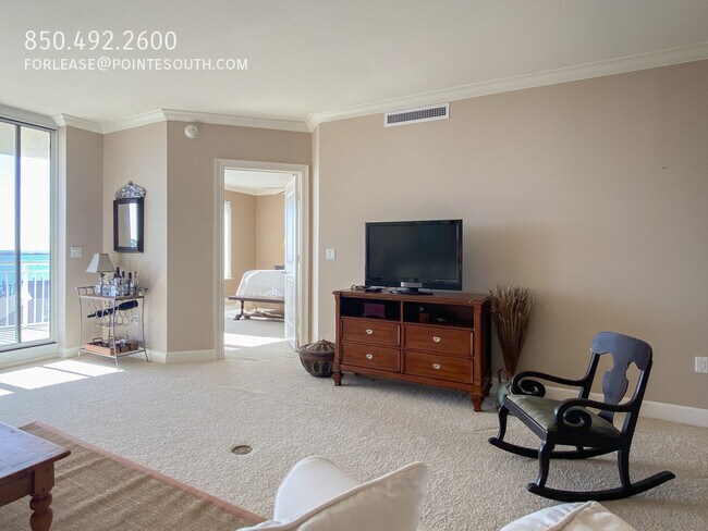 Building Photo - 10099 Nelle Ave