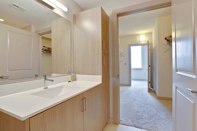 Building Photo - 22202 18th St S