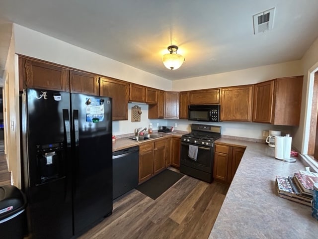 Building Photo - 103 W Lotta St