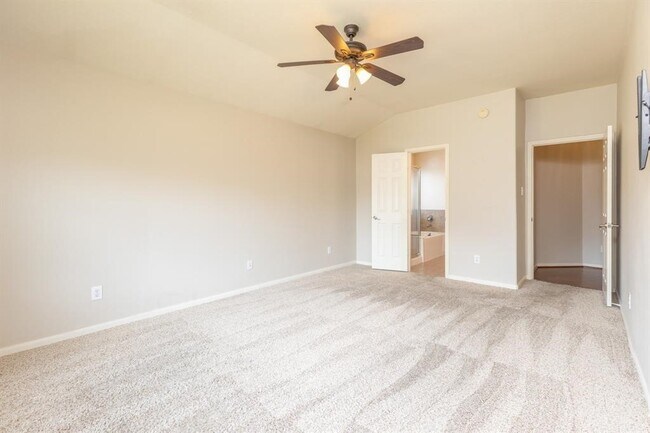 Building Photo - 9502 Mustang Park Ct