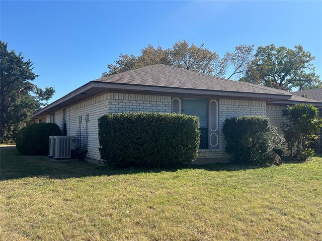 Building Photo - 6403 San Juan Ave