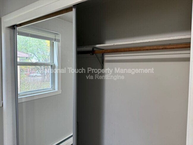 Building Photo - 1828 14th St S