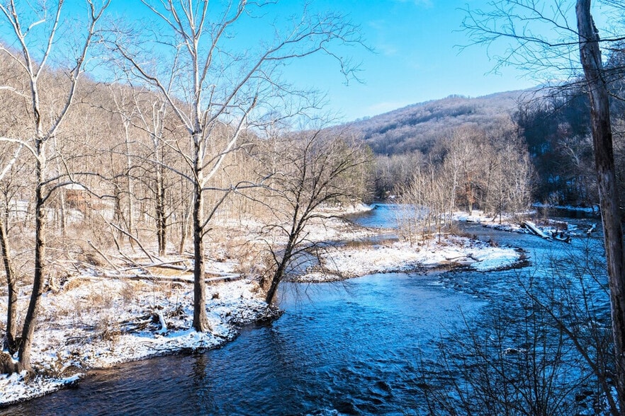 Building Photo - 72 Faulkner Rd