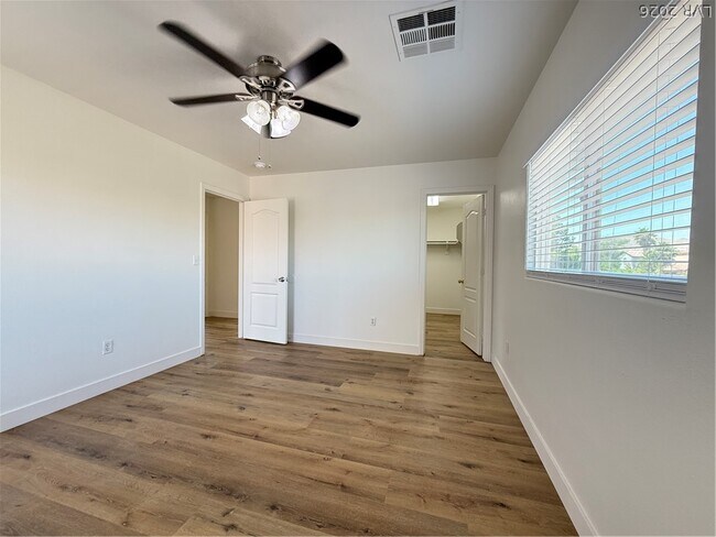 Building Photo - 11087 Deluna St