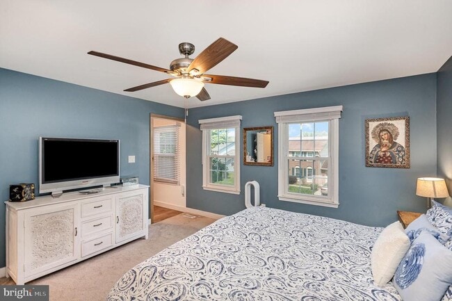 Building Photo - 15425 Beachview Dr