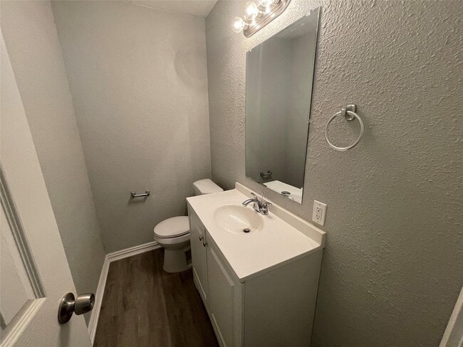 Building Photo - 3 BR/2.5BA | Newly Renovated Single Family Home | 1-Car Covered Parking | Gated backyard