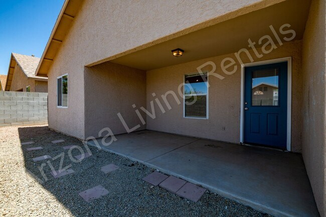Building Photo - HUALAPAI MOUNTAIN FOOTHILLS HOME
