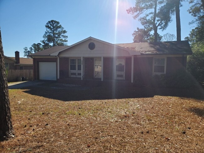 Building Photo - 220-224 4 Ply Ln