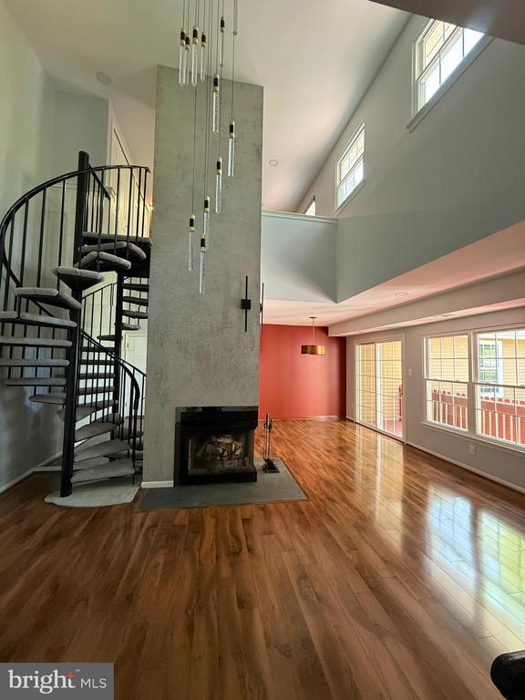 Building Photo - 46 Woodbine Ct