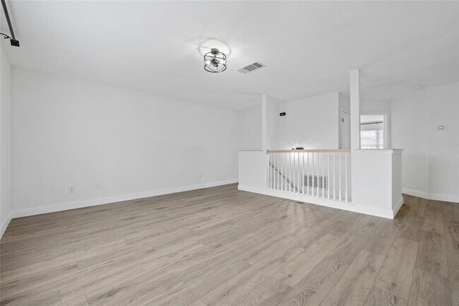 Building Photo - 3809 Haleys Way