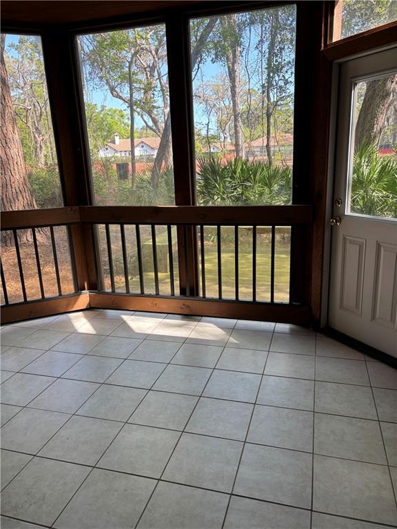 Building Photo - 898 Wimbledon Dr