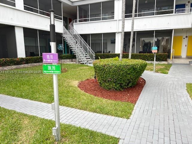 Building Photo - 9490 E Bay Harbor Dr