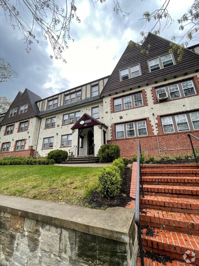 Building Photo - 1499 Ella T Grasso Blvd