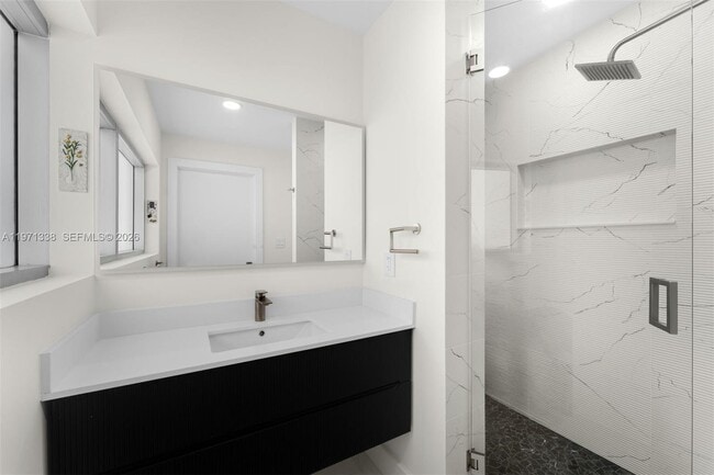 Building Photo - 900 Biscayne Blvd