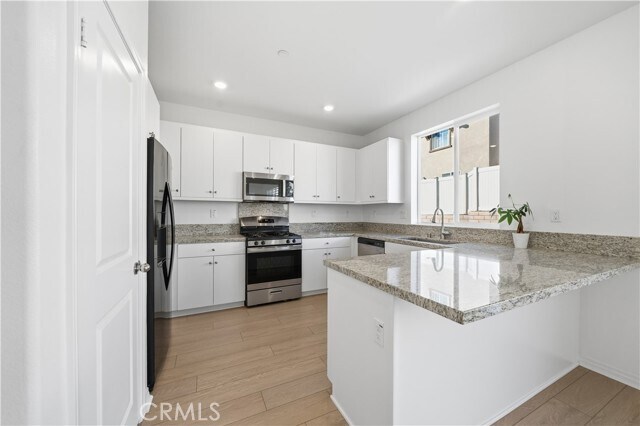 Building Photo - 36631 Camino Spgs Ave