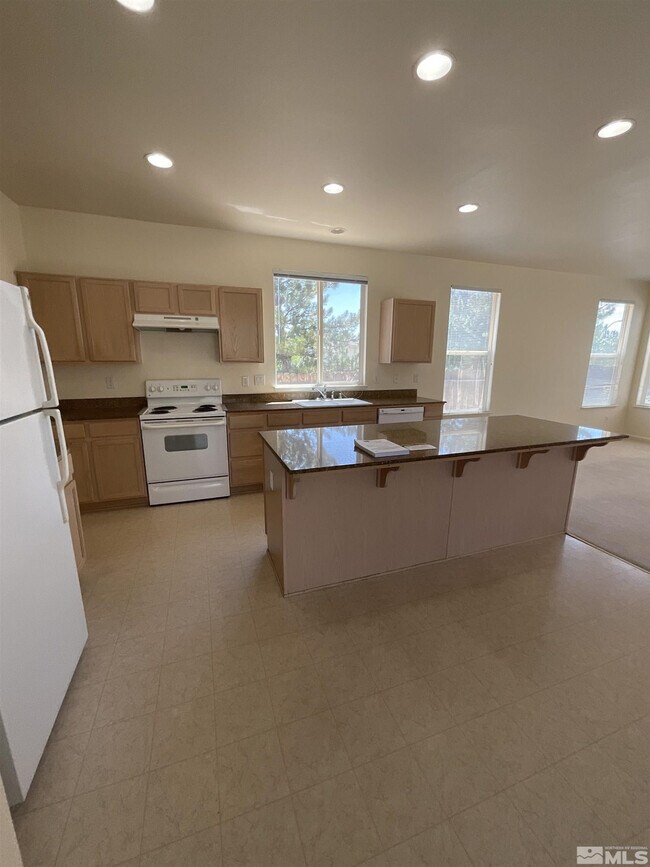 Building Photo - 5707 Rainier Peak Dr