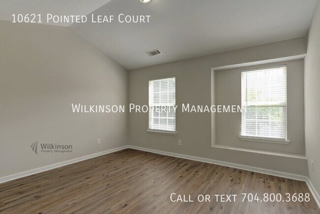 Building Photo - 10621 Pointed Leaf Ct