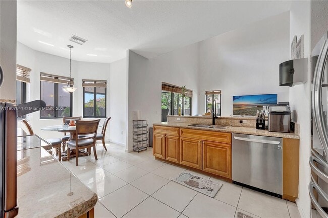 Building Photo - 10420 SW 229th Ln