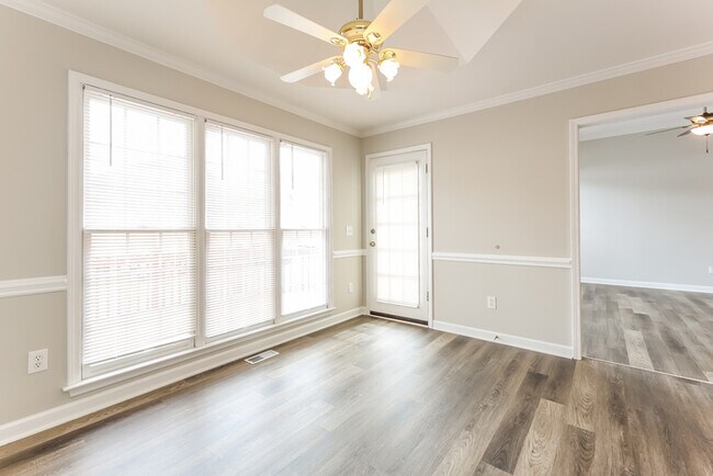 Building Photo - 3-Bedroom Home in Simpsonville, SC