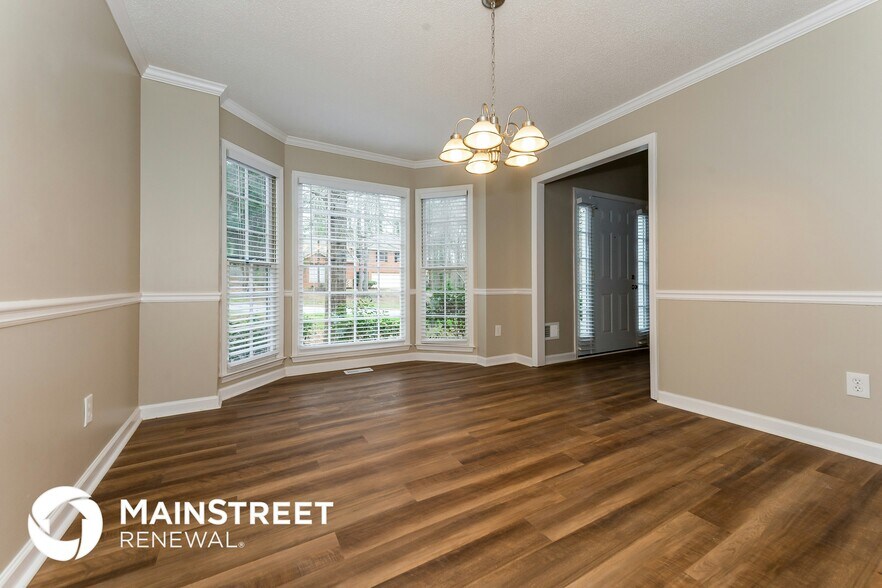 Building Photo - 3175 Rock Creek Dr