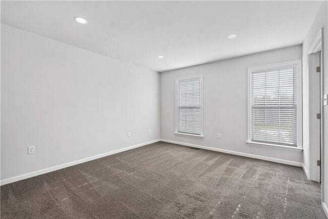 Building Photo - 167 Gress Rd