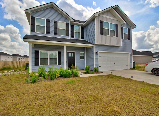 Building Photo - 180 Mcclelland Lp NE