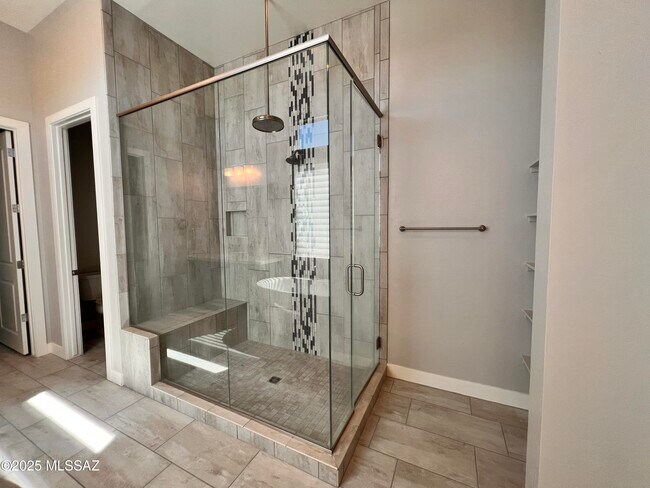 Building Photo - 14205 N Stone View Pl