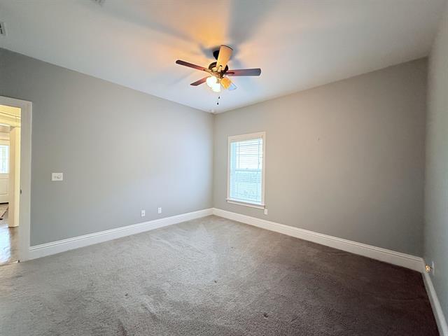 Building Photo - 69 Carousel Cir