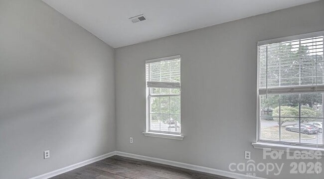 Building Photo - 8215 Circle Tree Ln