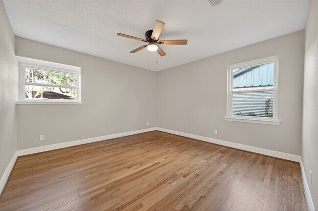 Building Photo - 5407 Lymbar Dr