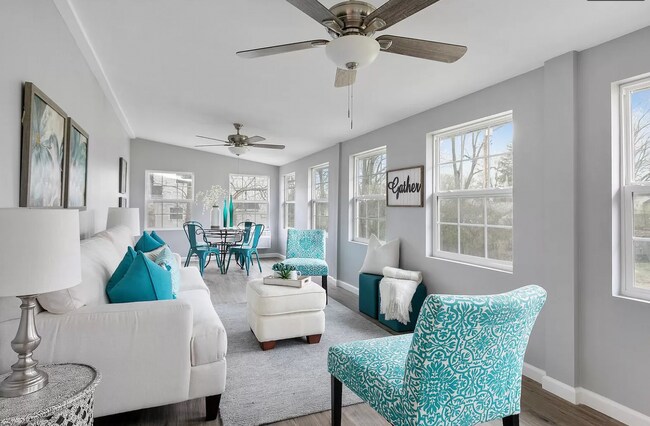 Building Photo - 622 Nancy Plz