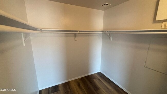 Building Photo - 2125 E Huntington Dr
