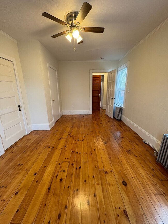 Building Photo - 17 Essex St