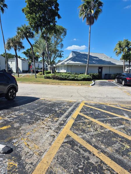 Building Photo - 4429 Treehouse Ln