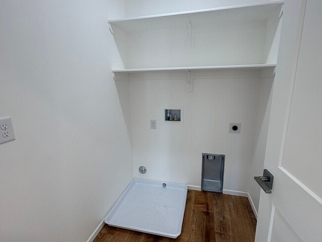 Building Photo - Gorgeous Flagstaff Rental Built In 2026