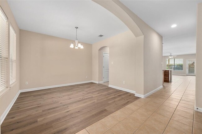 Building Photo - 203 Arrowhead Trail