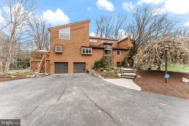 Primary Photo - 1038 Hopewell Rd