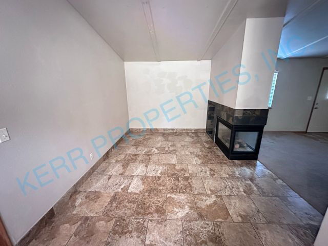 Building Photo - Charming 3-Bed Retreat in Happy Valley – C...