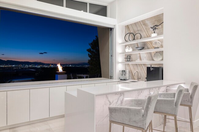 Building Photo - 663 Palisade Rim Dr